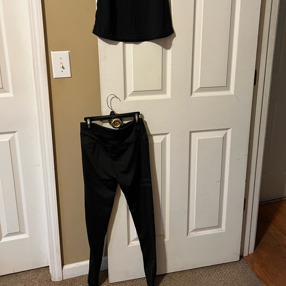 2 piece Leggings (Top & Bottom)